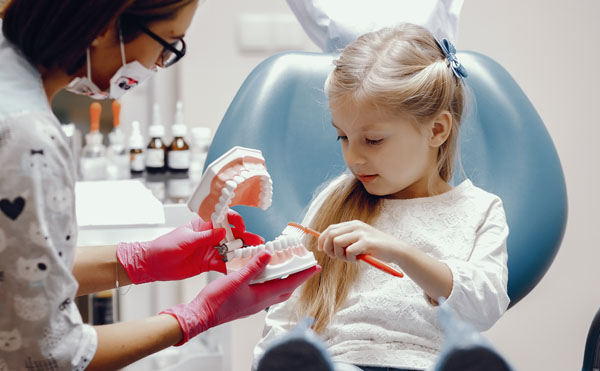 Prévention bucco-dentaire chez les enfants de moins de 6 ans